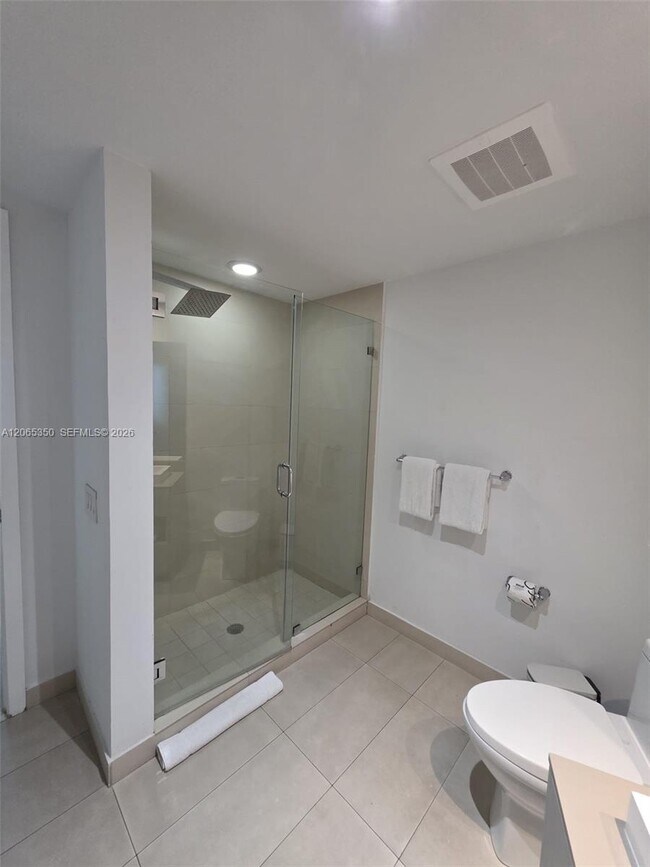 Building Photo - 4111 S Ocean Dr