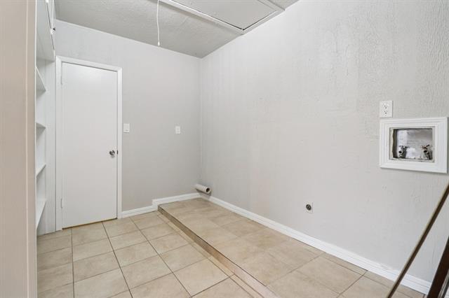 Building Photo - 413 Glenhaven Dr