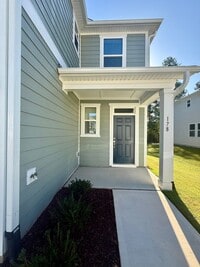 Building Photo - Three bedroom, 2.5 bath townhome in Mebane...