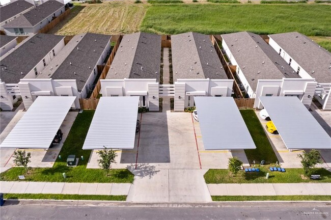 Building Photo - 22 Briggs Rd