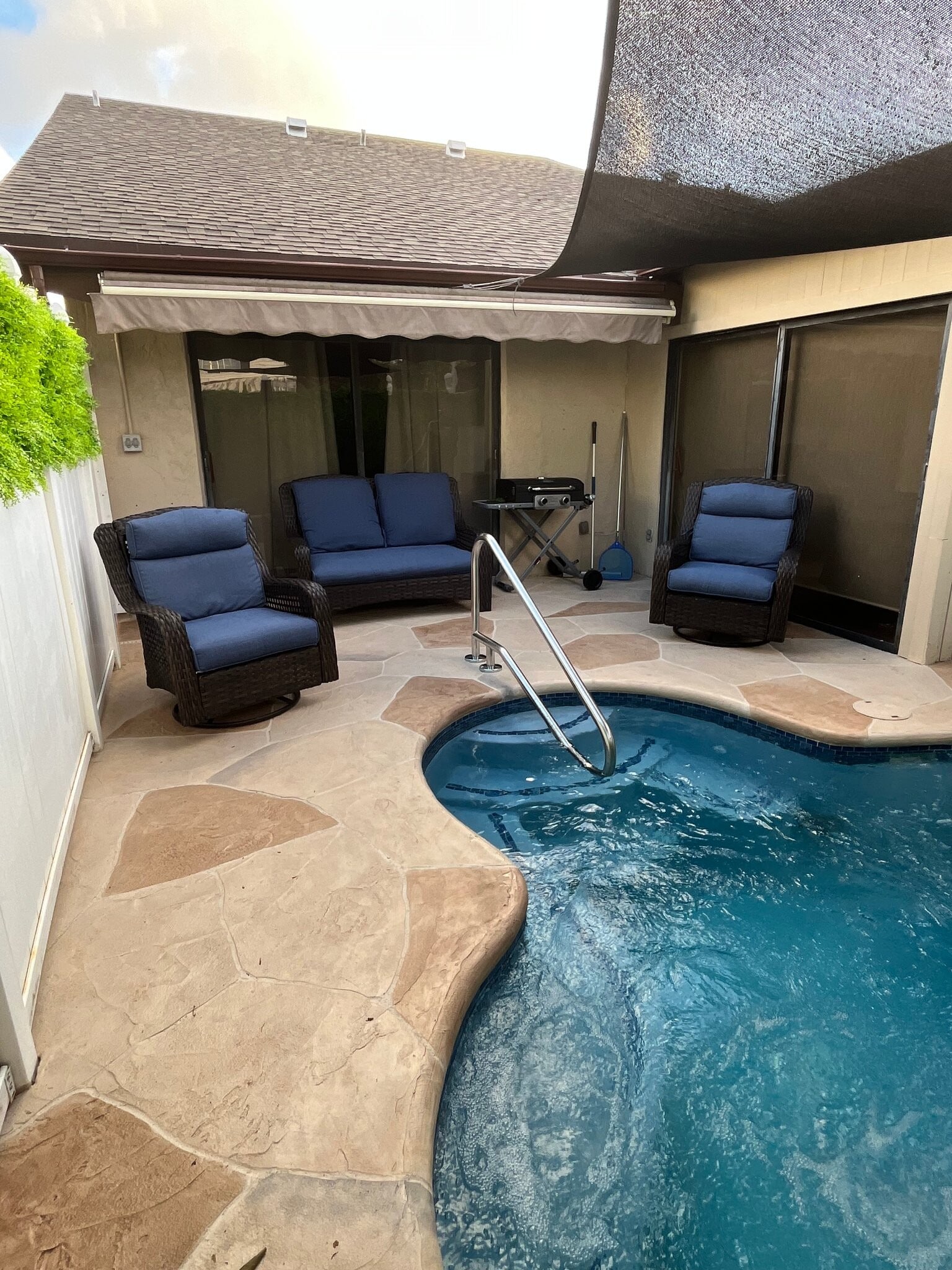 Building Photo - 11878 Suellen Cir