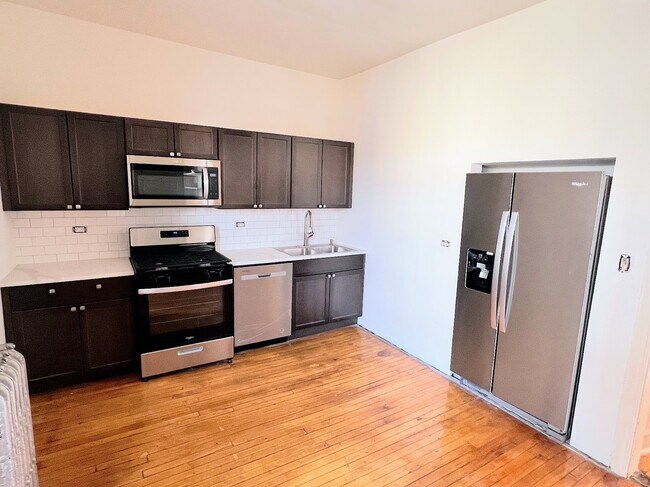 Building Photo - 3212 W Altgeld St