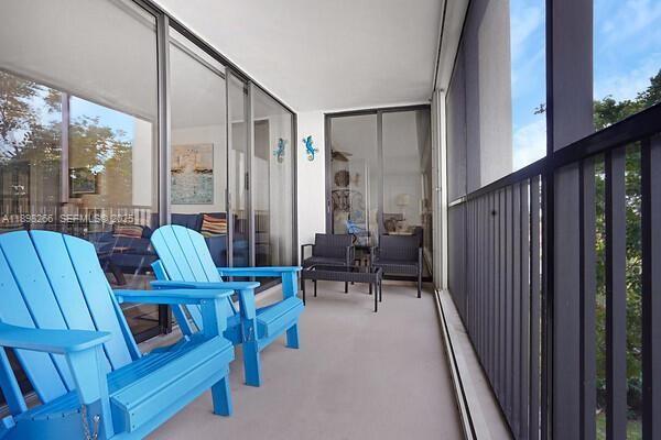 Building Photo - 1605 S US Hwy 1