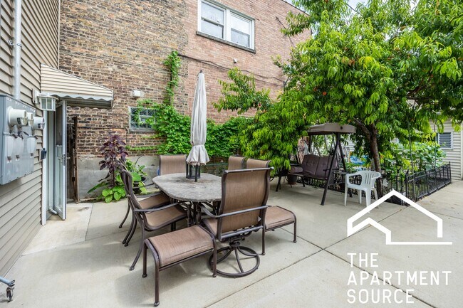 Building Photo - 3055 N Kimball Ave