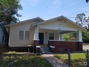 Building Photo - 4426 Springfield Blvd