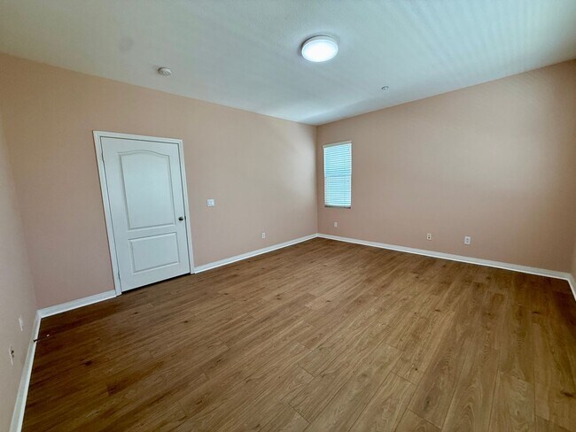 Building Photo - 17023 Ralphs Ranch Rd