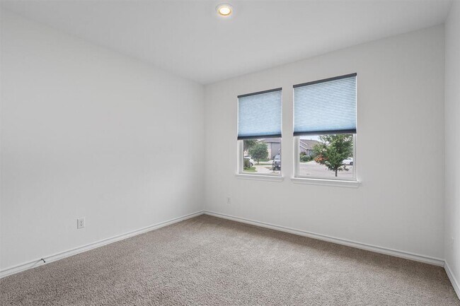 Building Photo - 104 Stinchcomb Rd