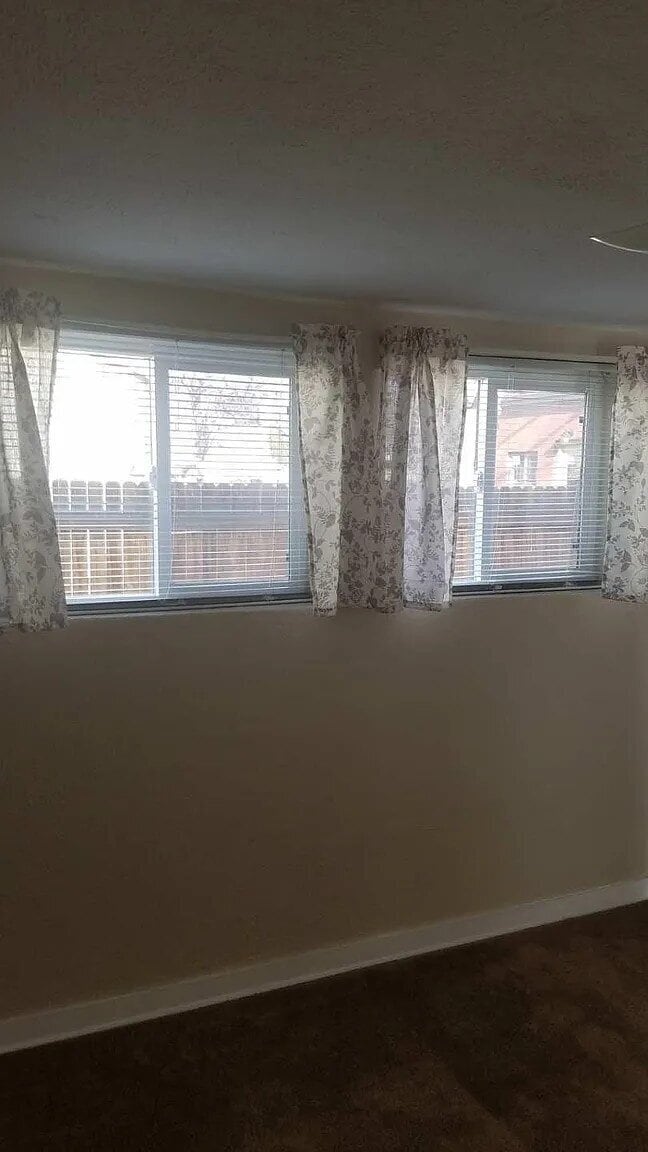 Building Photo - Charming 1-Bed 1-Bath Wheatridge Duplex with Private Fenced Yard & Garage - Available Now!