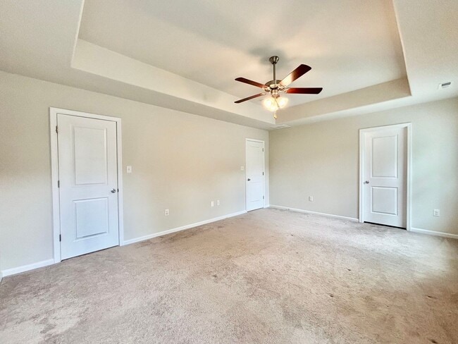 Building Photo - Beautiful 4 Bedroom Home In Chesapeake!