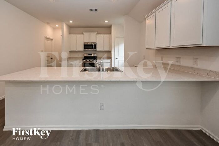 Building Photo - 22683 Malvicino Dr