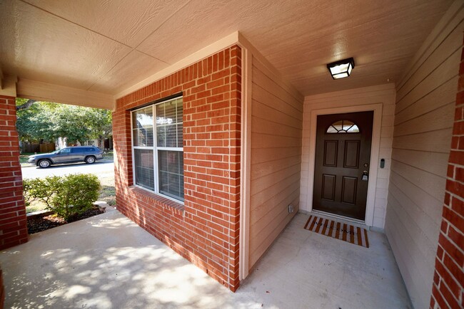 Building Photo - Corner-Lot Beauty in Wynnbrook Subdivision...