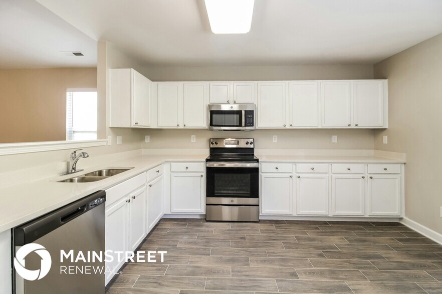 Building Photo - 3700 Sweet Birch Dr