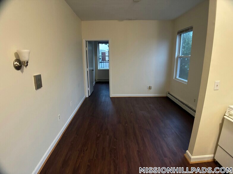 Building Photo - 59 S Huntington Ave