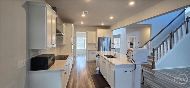 Building Photo - 730 Blue Moon Xing