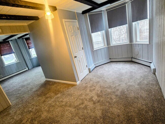 Building Photo - 1542 Washington St