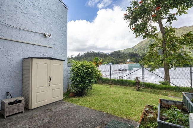 Building Photo - Hokuloa - 2 bedroom, 2 bathroom, 2 vehicle...