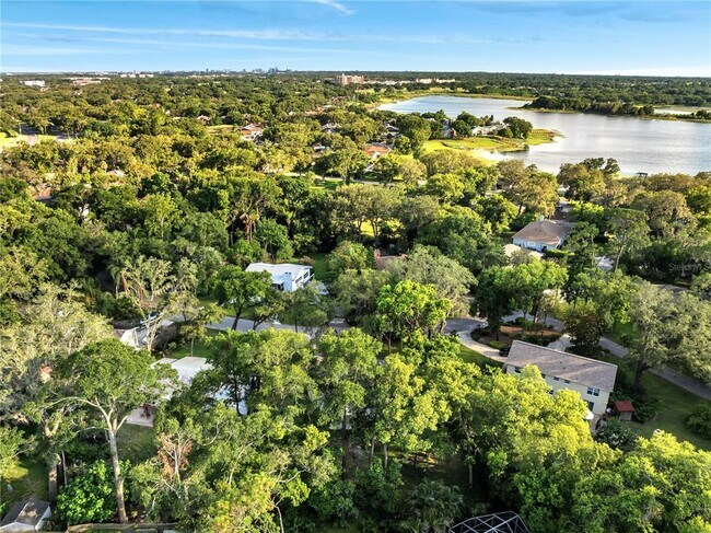 Building Photo - 7043 Carlene Dr