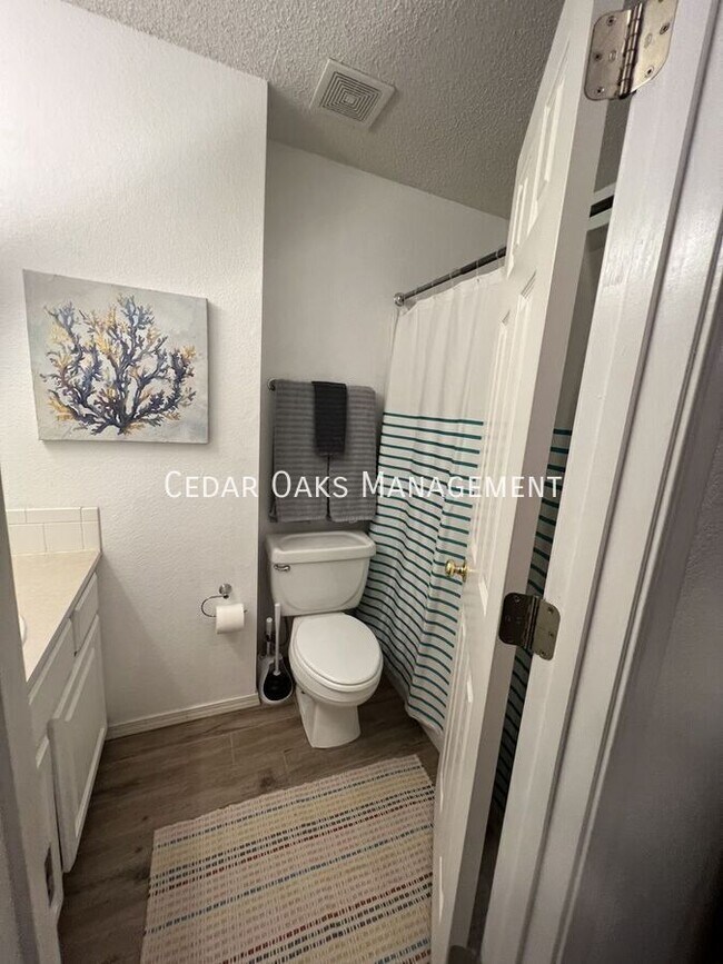 Building Photo - 1139 S Camellia Ln