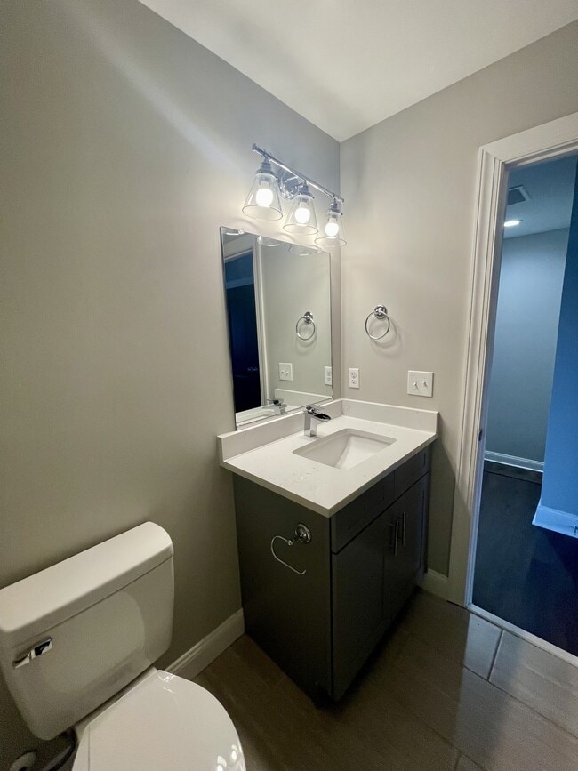 Building Photo - 1 Emanuel Ct