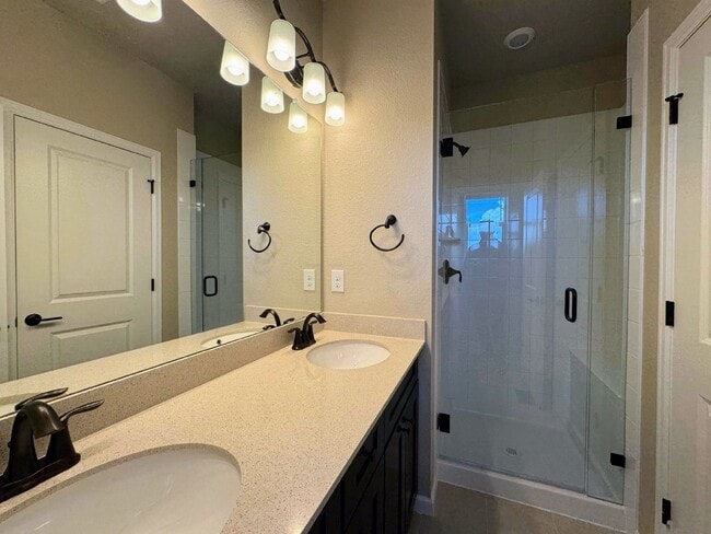Building Photo - 7022 Doncaster Ct