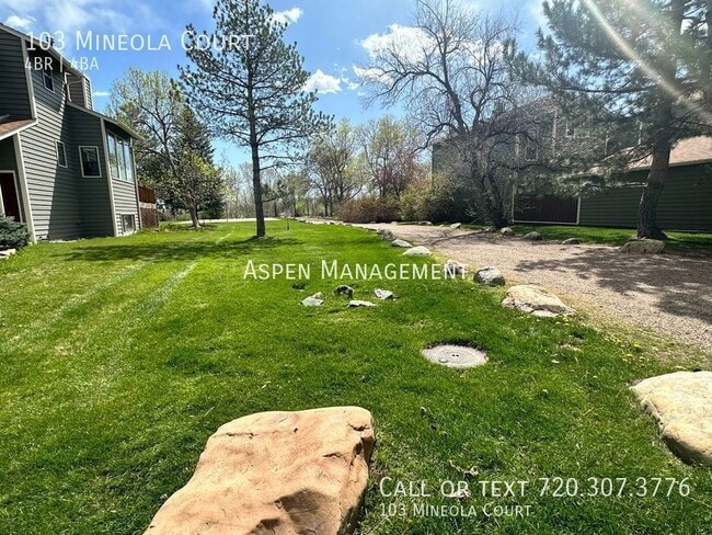 Building Photo - 103 Mineola Ct