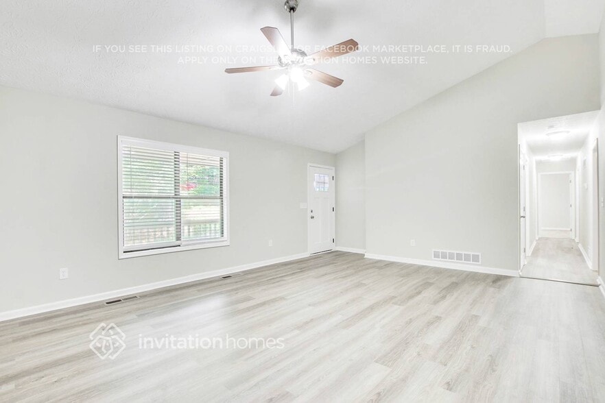 Building Photo - 830 Sunset Ct NW