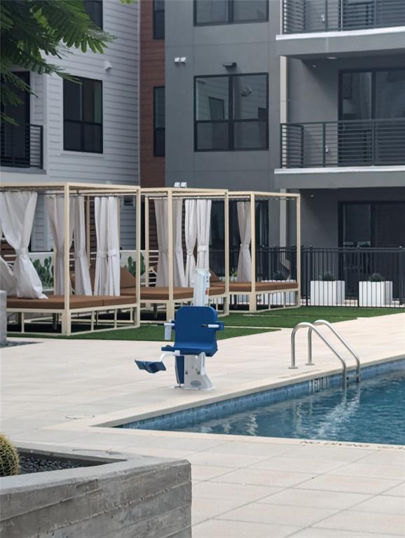 Building Photo - 1701 Simond Ave