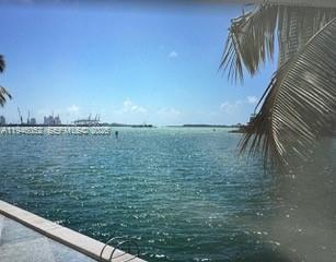 Building Photo - 325 S Biscayne Blvd