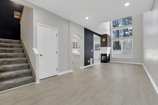 Building Photo - 2573 Rustling Oak Blvd