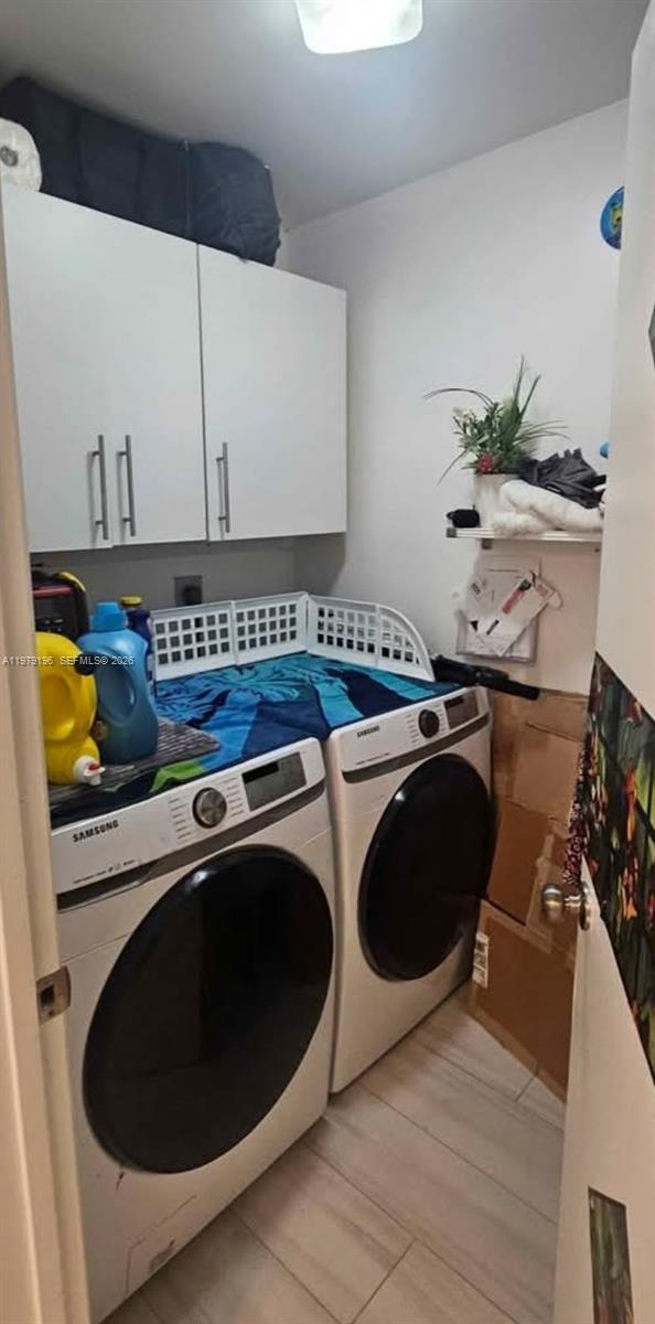 Building Photo - 2821 SW 87th Ave