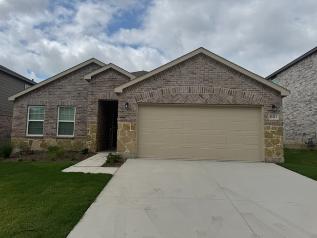 Building Photo - 16113 Isles Dr