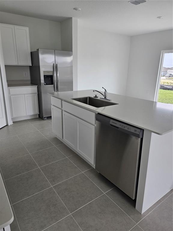 Building Photo - 3386 Alexander Dr