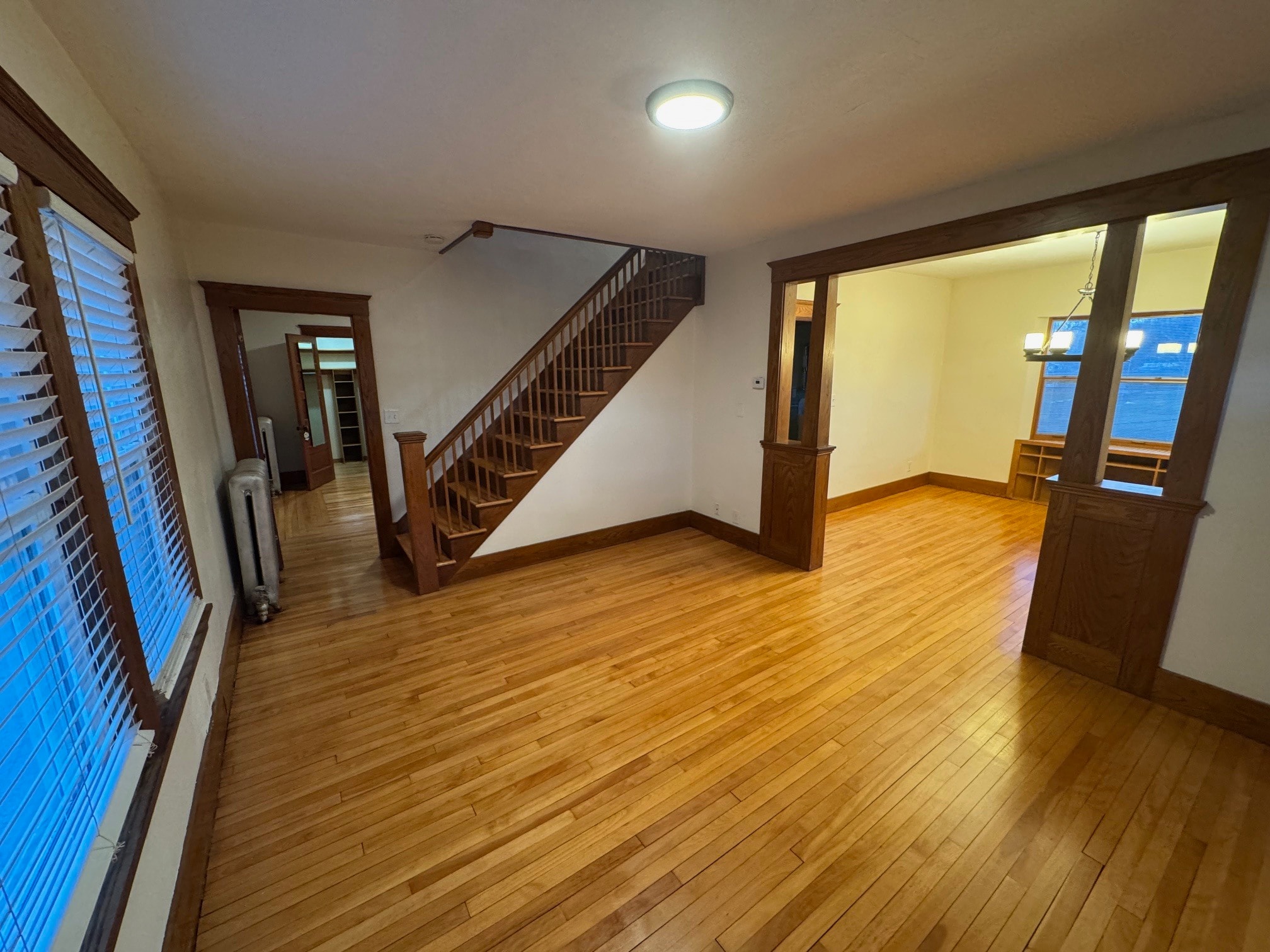 Building Photo - 319 Bridge St