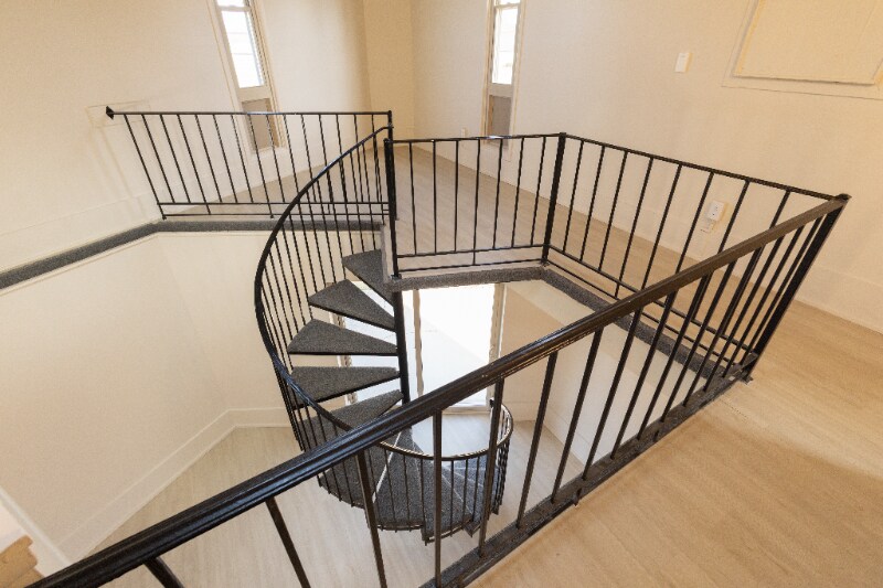 Building Photo - 4301 Harriet St