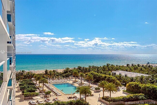 Building Photo - 2301 Collins Ave