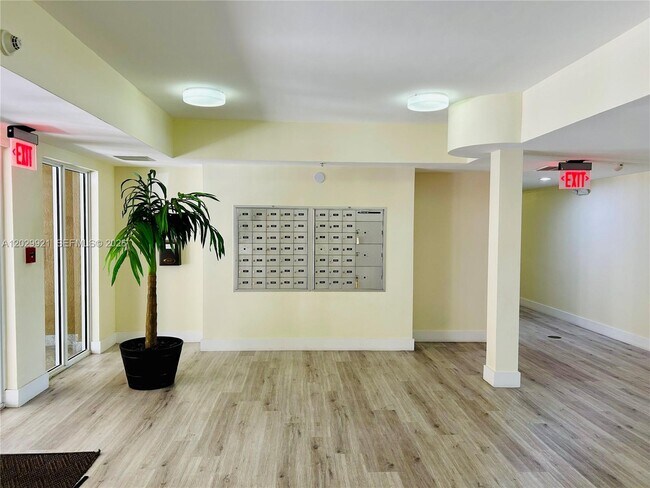 Building Photo - 11040 SW 196th St