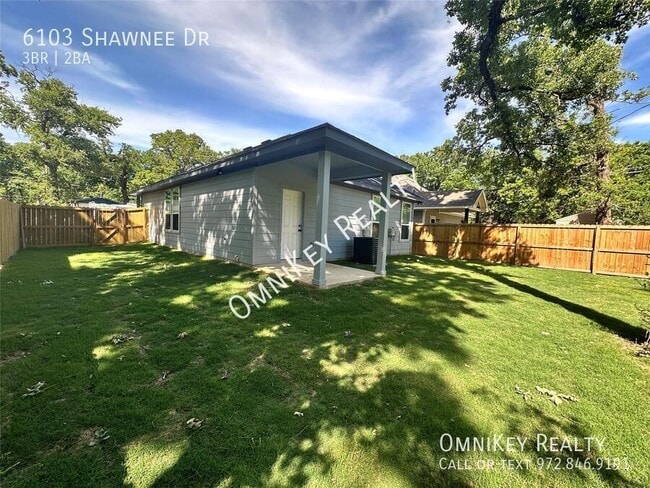 Building Photo - 6103 Shawnee Dr