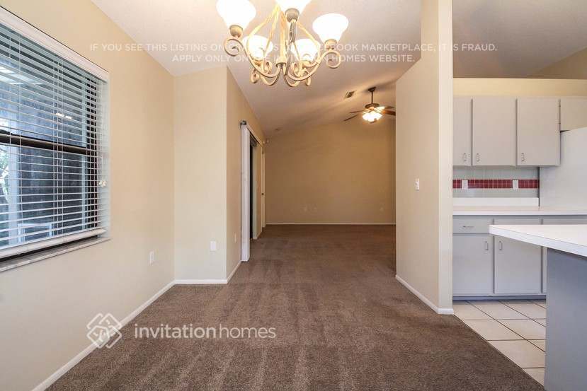 Building Photo - 7806 38th Ct E