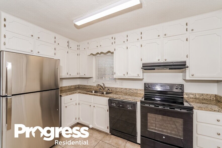 Building Photo - 5112 Rick Dr