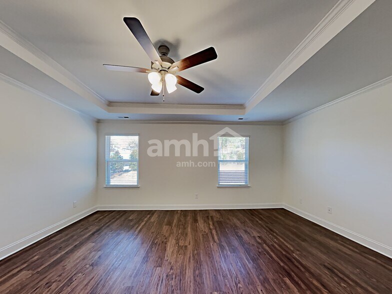 Building Photo - 1136 Bentley Pl