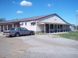 Primary Photo - 716 Highway 59 N