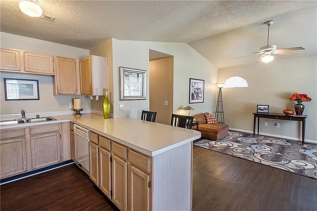 Building Photo - 3166 W Anne St