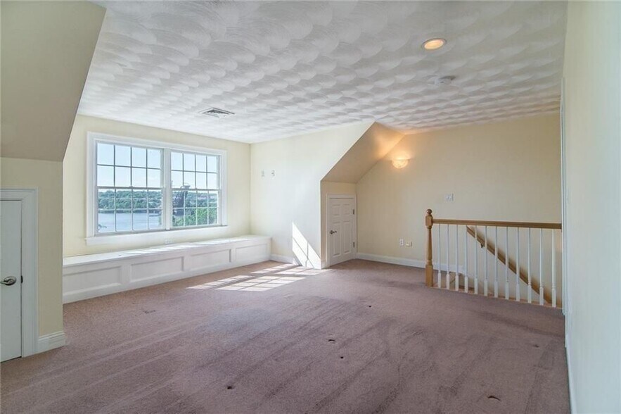 Building Photo - 86 S Brow St