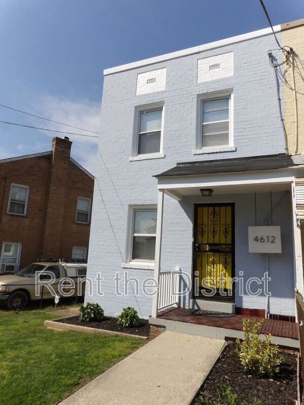 Building Photo - 4612 Bass Pl SE
