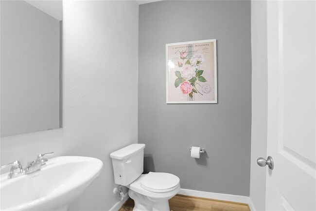 Building Photo - 180 Waterside Rd