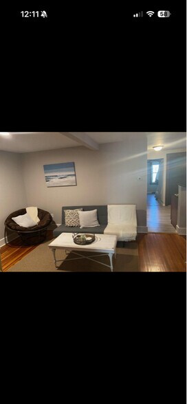 Building Photo - 36 Lancaster Rd