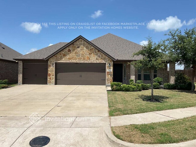 Primary Photo - 3217 Larkin Ln