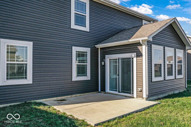 Building Photo - 6874 Nottingham Ln