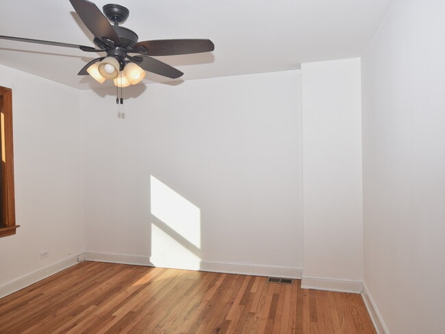 Building Photo - 5153 W 64th Pl