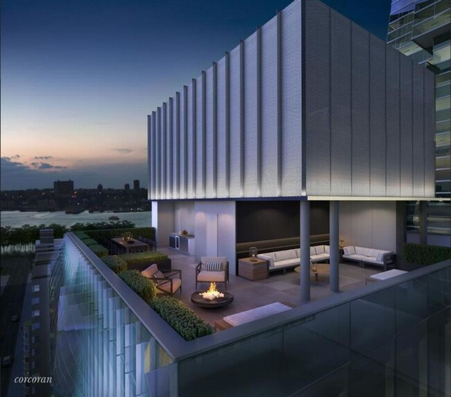 Building Photo - 515 W 29th St